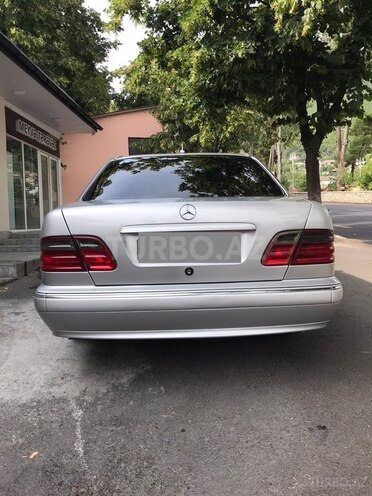 Mercedes E 270 2000, 506,000 km - 2.7 l - Şəki