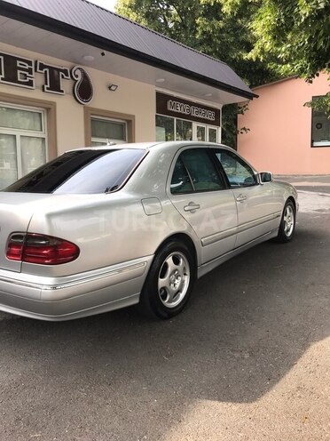 Mercedes E 270 2000, 506,000 km - 2.7 l - Şəki