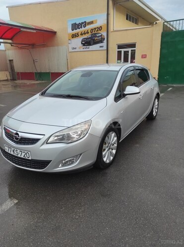 Opel Astra 2010, 286,000 km - 1.3 l - Gəncə