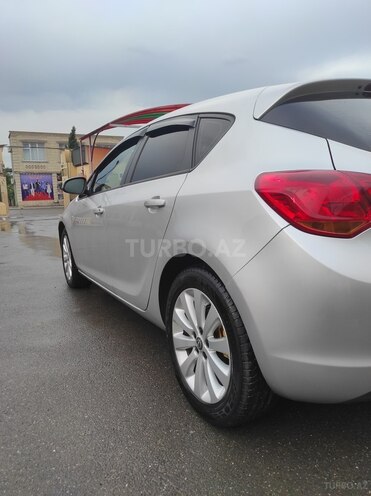 Opel Astra 2010, 286,000 km - 1.3 l - Gəncə