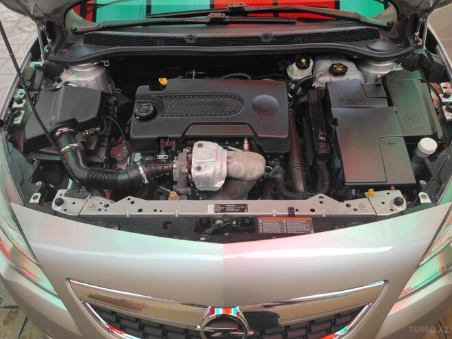 Opel Astra 2010, 286,000 km - 1.3 l - Gəncə