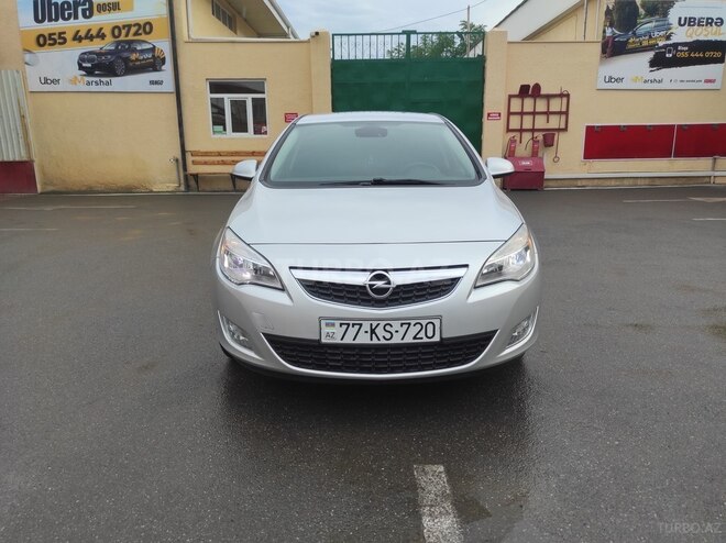 Opel Astra 2010, 286,000 km - 1.3 l - Gəncə