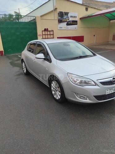 Opel Astra 2010, 286,000 km - 1.3 l - Gəncə