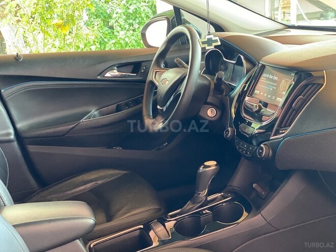 Chevrolet Cruze 2017, 240,500 km - 1.4 л - Ucar