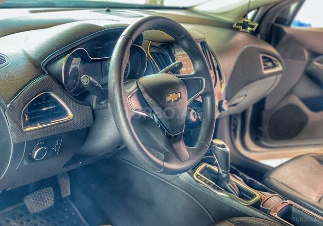 Chevrolet Cruze 2017, 240,500 km - 1.4 л - Ucar