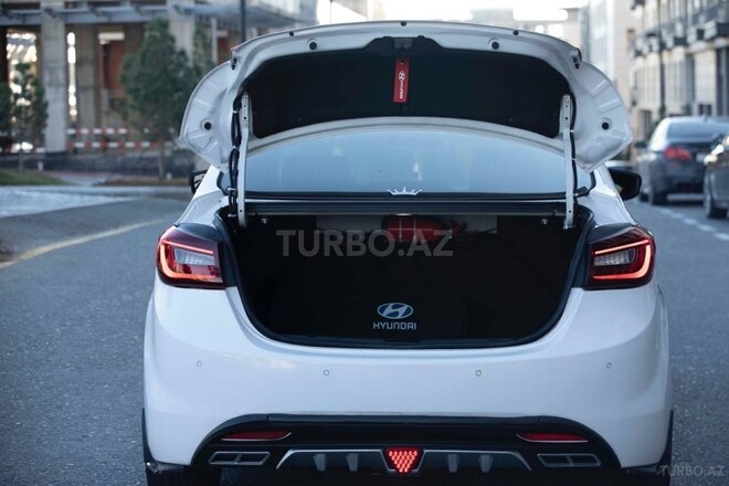 Hyundai Elantra 2013, 220,000 km - 1.8 l - Bakı