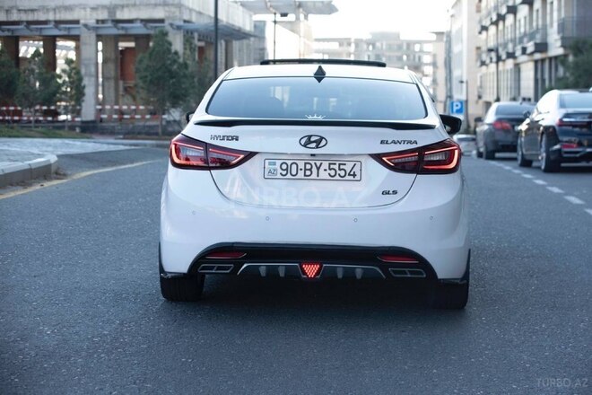 Hyundai Elantra 2013, 220,000 km - 1.8 l - Bakı