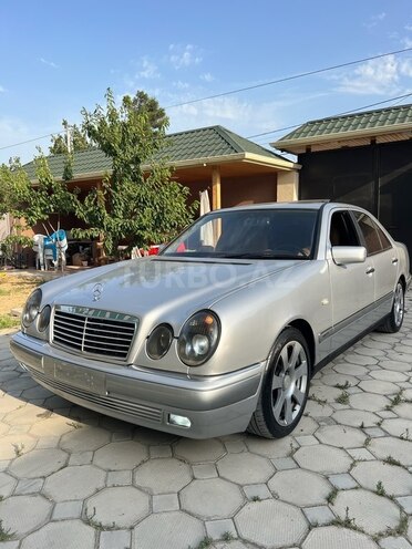 Mercedes E 230 1996, 390,000 km - 2.3 l - Bakı