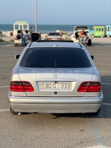 Mercedes E 230 1996, 390,000 km - 2.3 l - Bakı