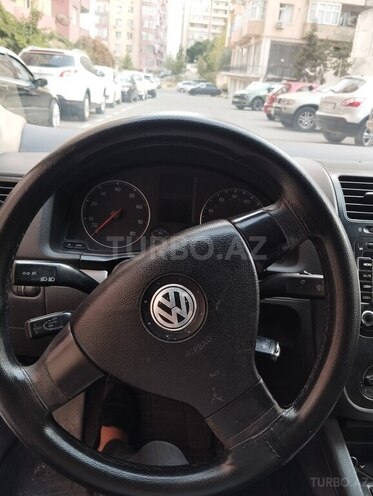 Volkswagen Jetta 2006, 321,000 km - 2.5 l - Bakı