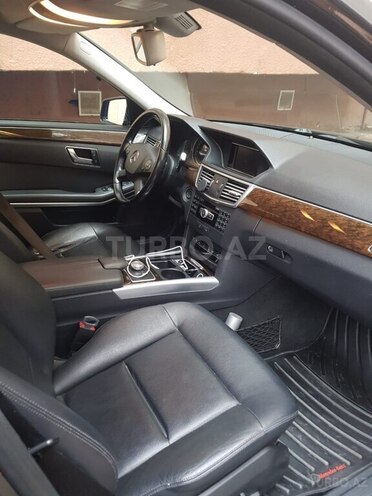Mercedes E 200 2012, 176,000 km - 2.0 l - Bakı