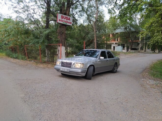 Mercedes E 220 1995, 245,000 km - 2.2 l - Bərdə