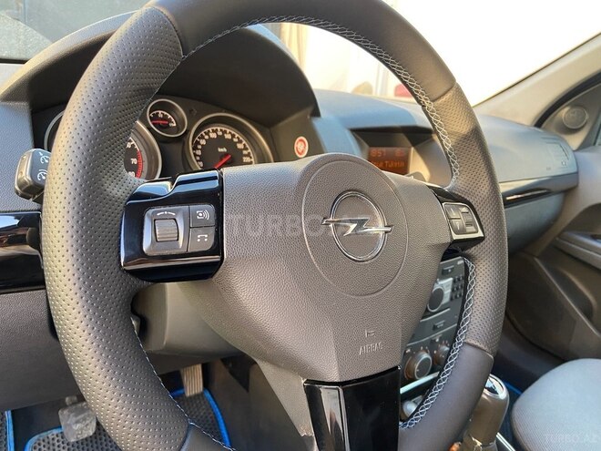 Opel Astra 2006, 168,000 km - 1.4 l - Bakı