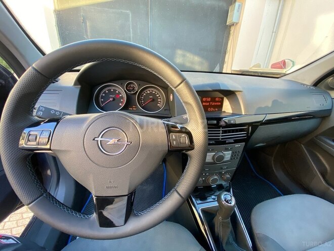 Opel Astra 2006, 168,000 km - 1.4 l - Bakı
