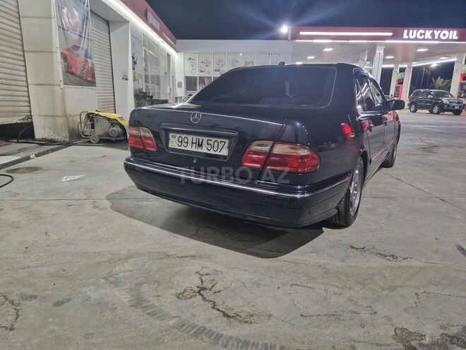 Mercedes E 320 2000, 310,000 km - 3.2 l - Bakı