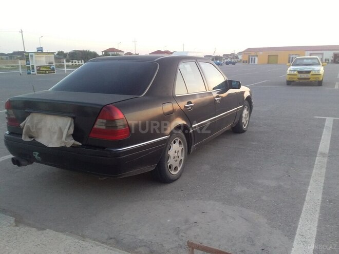 Mercedes C 180 1994, 220,000 km - 1.8 l - Bakı