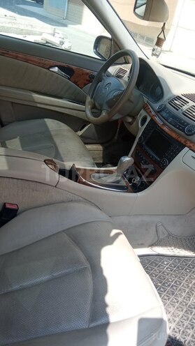Mercedes E 240 2004, 354,648 km - 2.6 l - Bakı
