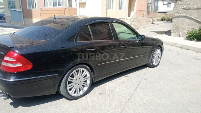 Mercedes E 240 2004, 354,648 km - 2.6 l - Bakı