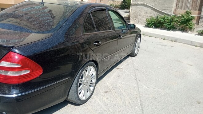 Mercedes E 240 2004, 354,648 km - 2.6 l - Bakı