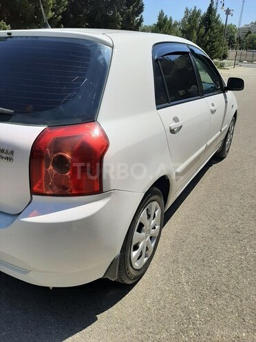 Toyota Corolla 2006, 246,000 km - 1.4 л - Bakı