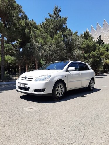 Toyota Corolla 2006, 246,000 km - 1.4 л - Bakı