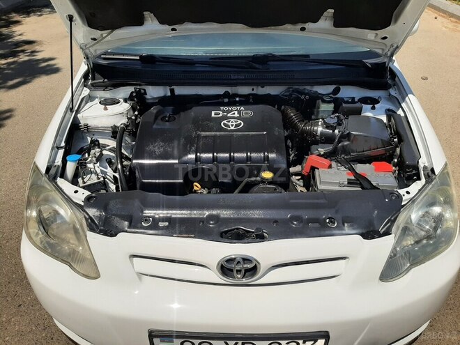Toyota Corolla 2006, 246,000 km - 1.4 л - Bakı