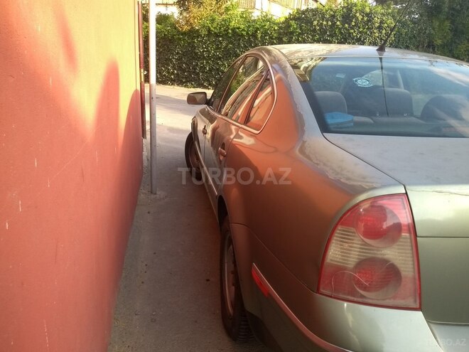 Volkswagen Passat 2002, 280,000 km - 1.8 l - Bakı