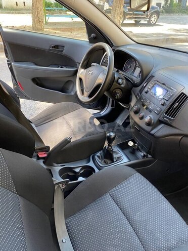 Hyundai i30 2009, 210,000 km - 1.4 l - Bakı