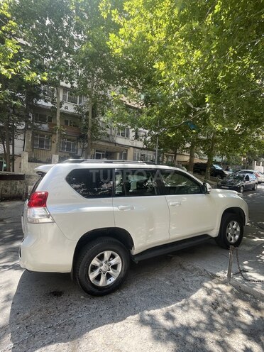 Toyota Prado 2010, 239,000 km - 2.7 l - Bakı