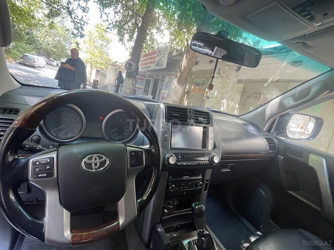 Toyota Prado 2010, 239,000 km - 2.7 l - Bakı