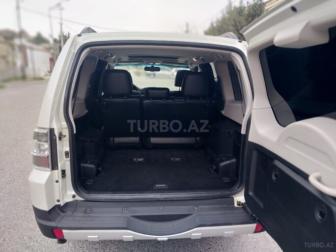 Mitsubishi Pajero 2008, 201,000 km - 3.0 l - Bakı
