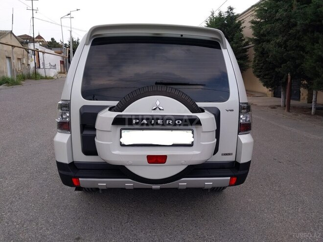 Mitsubishi Pajero 2008, 201,000 km - 3.0 l - Bakı