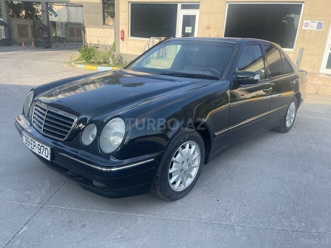 Mercedes E 240 2000, 293,000 km - 2.4 l - Bakı