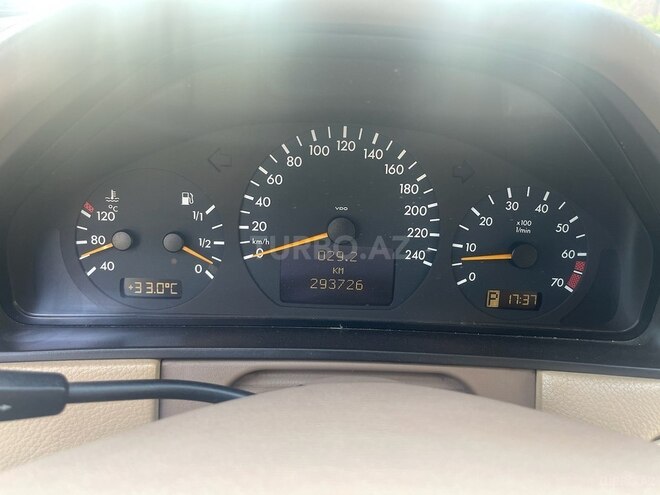 Mercedes E 240 2000, 293,000 km - 2.4 l - Bakı
