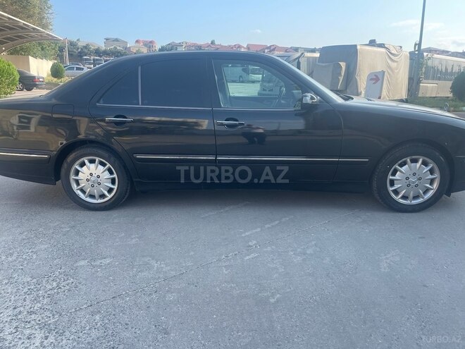 Mercedes E 240 2000, 293,000 km - 2.4 l - Bakı