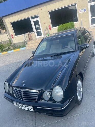 Mercedes E 240 2000, 293,000 km - 2.4 l - Bakı