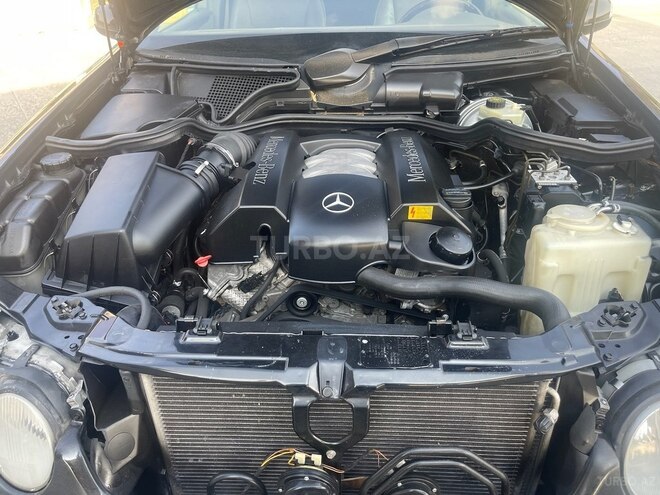 Mercedes E 240 2000, 293,000 km - 2.4 l - Bakı