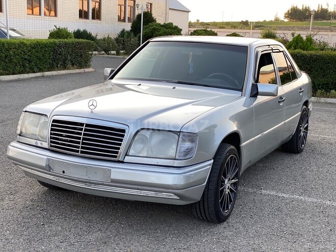 Mercedes E 220 1995, 340,000 km - 2.2 l - Füzuli