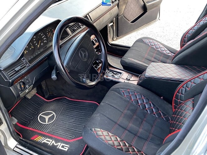Mercedes E 220 1995, 340,000 km - 2.2 l - Füzuli