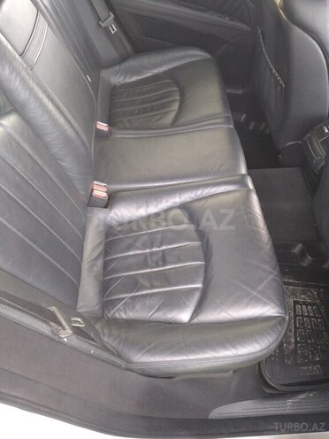 Mercedes E 280 2009, 352,000 km - 3.0 l - Qazax