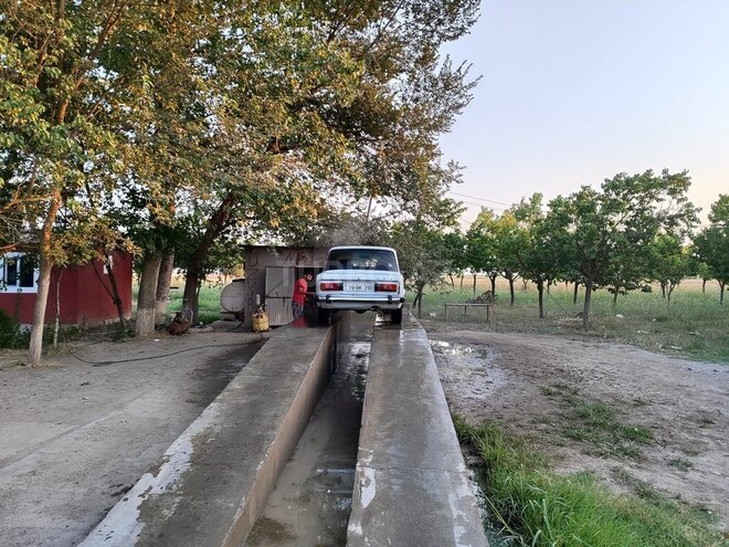 LADA (VAZ) 2106 1988, 45,000 km - 1.5 l - Füzuli