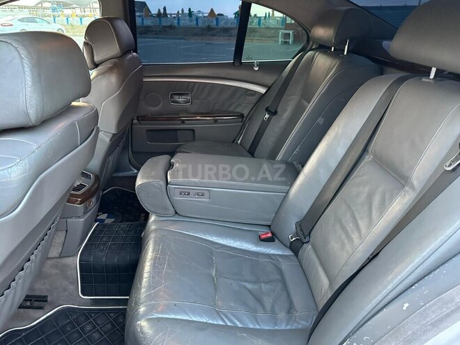 BMW 745 2002, 230,000 km - 4.4 l - Bakı