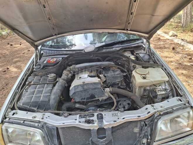 Mercedes C 180 1998, 419,945 km - 1.8 l - Saatlı