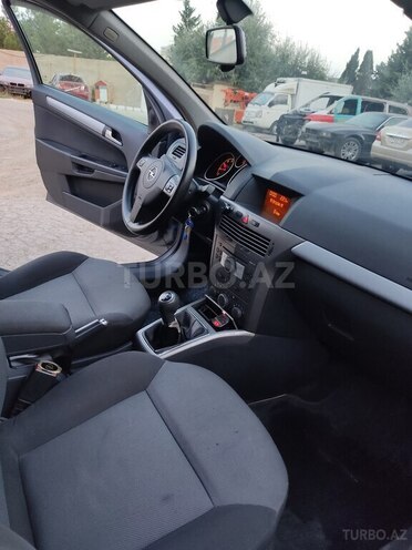 Opel Astra 2005, 242,238 km - 1.4 l - Bakı