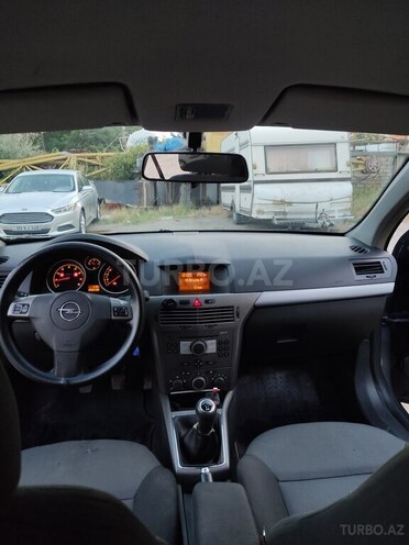 Opel Astra 2005, 242,238 km - 1.4 l - Bakı