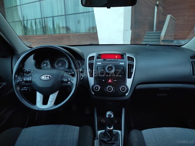 Kia Ceed 2009, 220,000 km - 1.4 л - Şəmkir