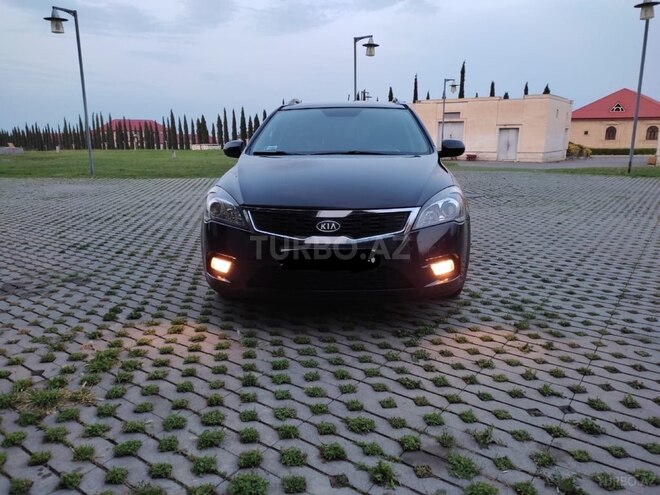 Kia Ceed 2009, 220,000 km - 1.4 л - Şəmkir