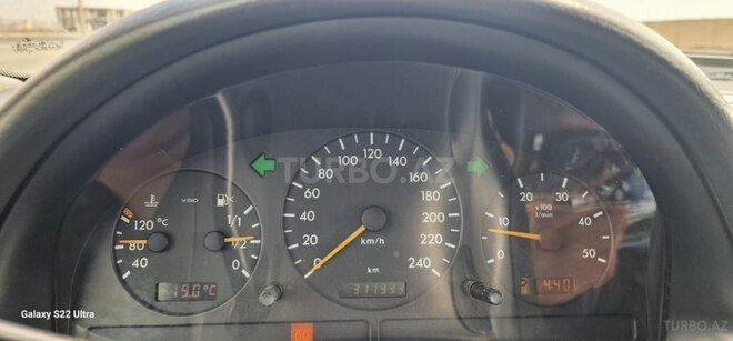 Mercedes  2003, 300,000 km - 4.0 л - Bakı