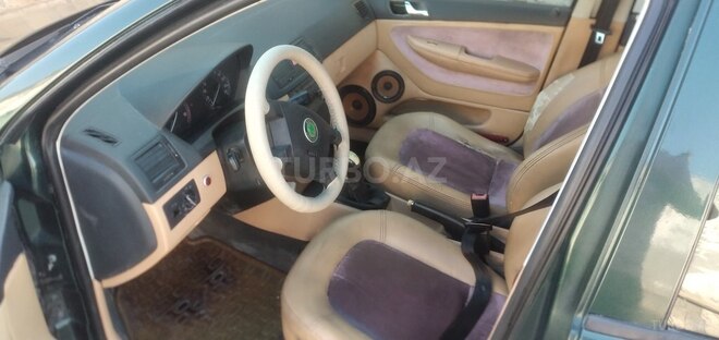 Skoda Fabia 2001, 236,347 km - 1.9 l - Bakı
