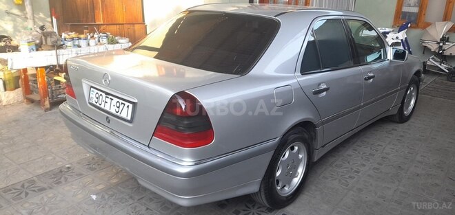 Mercedes C 220 1996, 365,326 km - 2.2 л - Gəncə